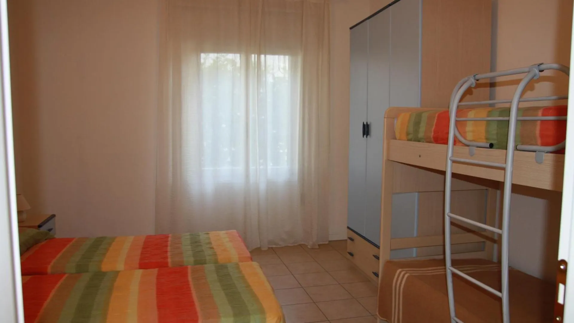 Jolly Family Apartments Lido di Jesolo 0*,